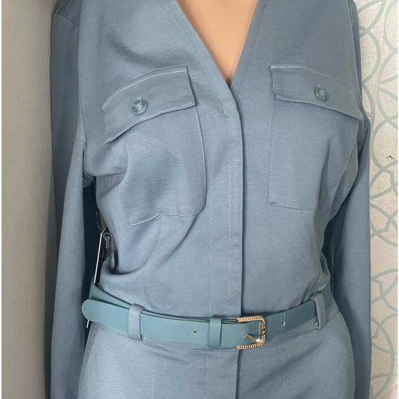 NWT Guess by Marciano Blue Jumpsuit with V-Neck and Belt size 6 - Picture 3 of 10